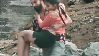 Girlfriend kO Khet me Lejake Ki chuday